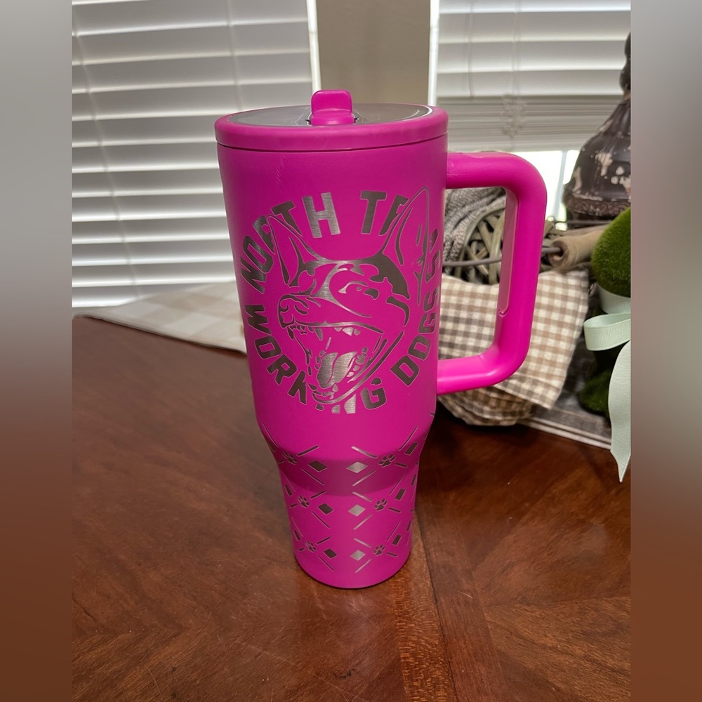 Insulated Tumbler handle with pink working dogs design New!